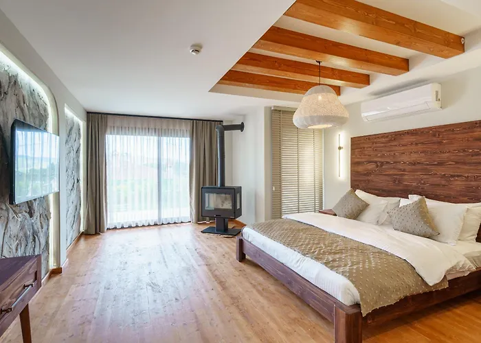 Ephesus Select Κουσάντασι