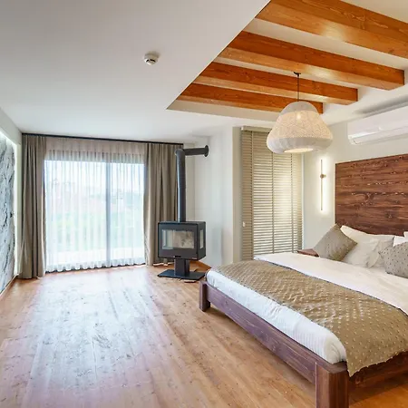 Ephesus Select קוסדסי